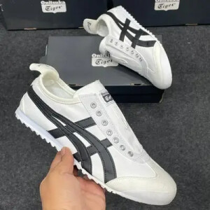 Onitsuka Tiger Sneakers White and Black (BHC062)