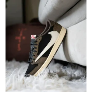 Stylish Nike Aj Retro 1 Low Mocha Shoes for Men (SW4741)