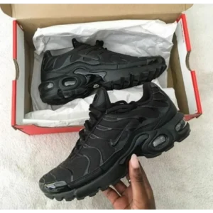 Stylish Nike Airmax Plus Triple Black Shoes for Men (SW4733)