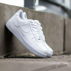 Nike Shoes : Men's Trendy Daily Wear Casual Shoes - White (BHC-2289263)