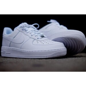 Nike Shoes : Men's Trendy Daily Wear Casual Shoes - White (BHC-2289263)