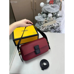 Premium Fendi Handbag For Women (J914)