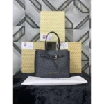Classy Michael Kors Handbag For Women (J1140)