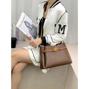 Luxurious Michael Kors Handbag For Women (SOS2733)