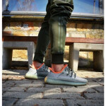 Stylish Adidas Yeezy 350 V2 Shoes For Men (LL535)