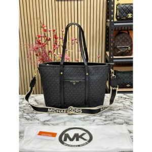 Classy Michael Kors Handbag For Women (J938)