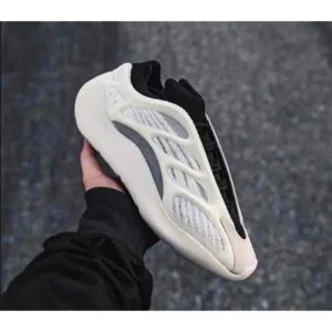 Classy Adidas Yeezy Boost 700 V3 Azael Shoes For Men (SHI164)