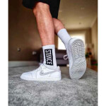 Classy Jordan Retro 1 Low Neutral Grey Shoes For Men (SHI234)