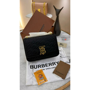 Trendy Burberry Handbag For Women (BSF1256)