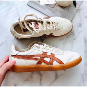 Premium Onitsuka Tiger Tokuten Caramel Cream Shoes For Men (SNC573)
