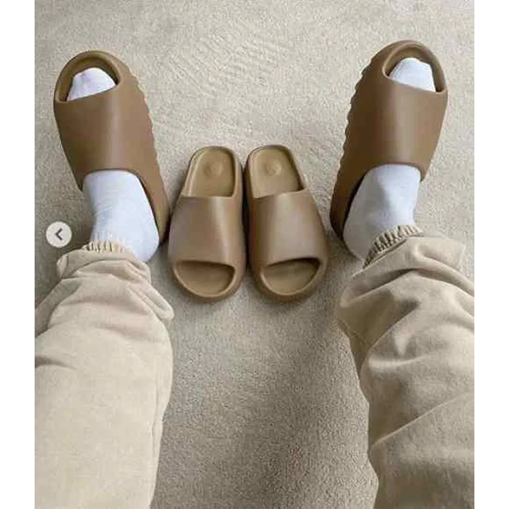 Premium Adiads Yeezy Slide Earth Brown Slides For Men (SP512)