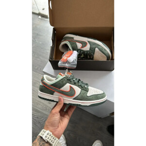 Stylish Otomo Katsuhiro X Nike SB Dunk Low Steamboy Green Shoes For Men (S1H17)