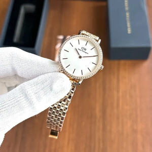 Daniel Wellington Watch For Women (SG182)