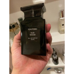Tom Ford Oud Wood Perfume For Men (SW1230)