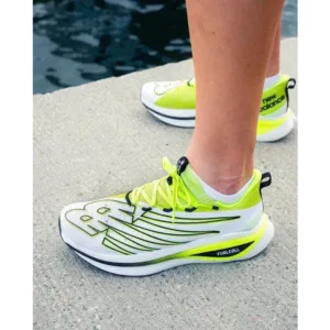 New Balance Fuel Cell SC Elite V3 Green Shoes For Men (BOT82)