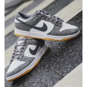 Nike Sb Dunk Low Grey Gum Shoes For Men (SZ40)