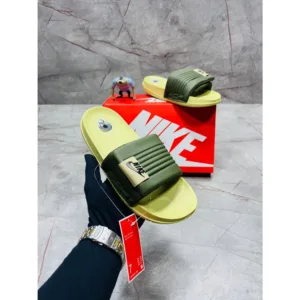 Nike Off Court Flip Flops For Men (LAZ319)