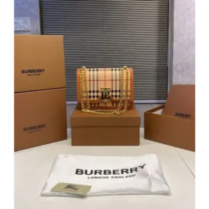 Burberry Handbag For Women (BOT942)
