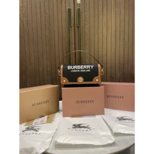 Burberry Handbag For Women (BOT1065)