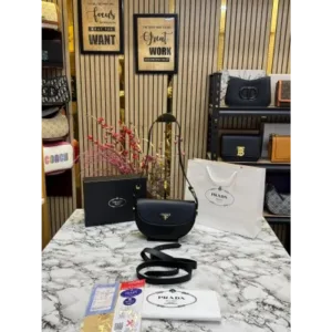 Prada Handbag For Women (BOT1076)