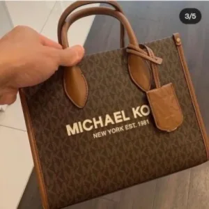 Michael Kors Handbag For Women (BOT908)
