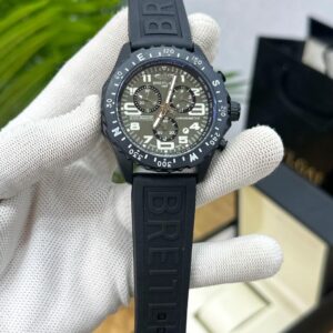 Breitling Watch For Men (LAB588)