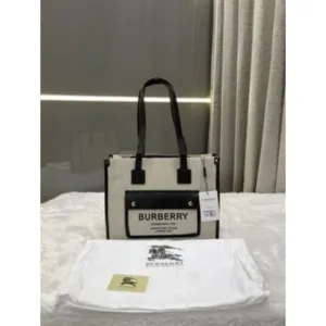 Burberry Handbag For Women (PH98)