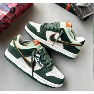 Otomo Katsuhiro Nike Sb Dunk Low Shoes For Men (ETS335)