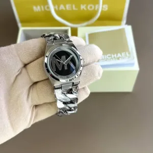 Premium Michael Kors Watch For Women (MGC90)