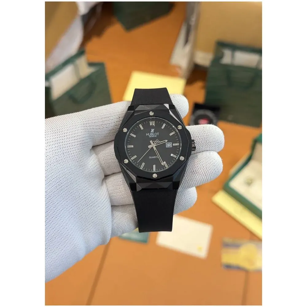 19 Hublot Big Bang Watch