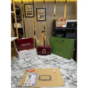 Gucci Dionysus Glossy Shoulder Bag