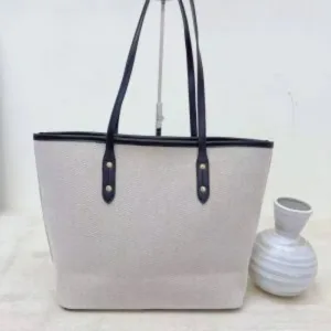 Coach Voyager Tote Bag